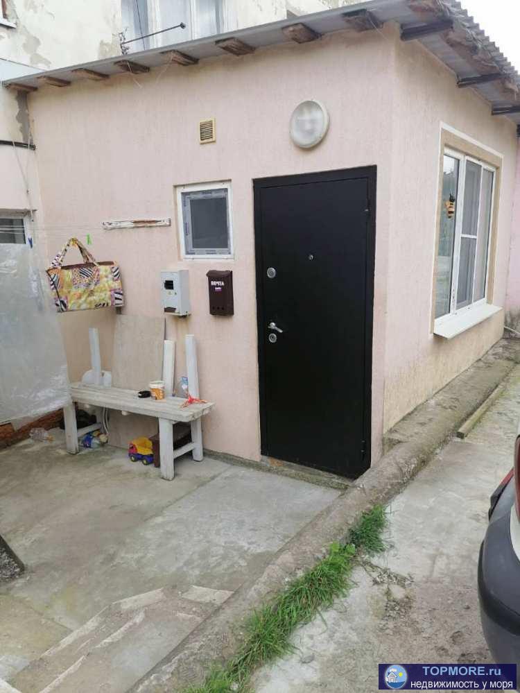 Лот № 21005. Продам двухкомнатную квартиру,Район Голубая бухта. Две изолированные комнаты (по 15 кв. м), кухня, с/у...