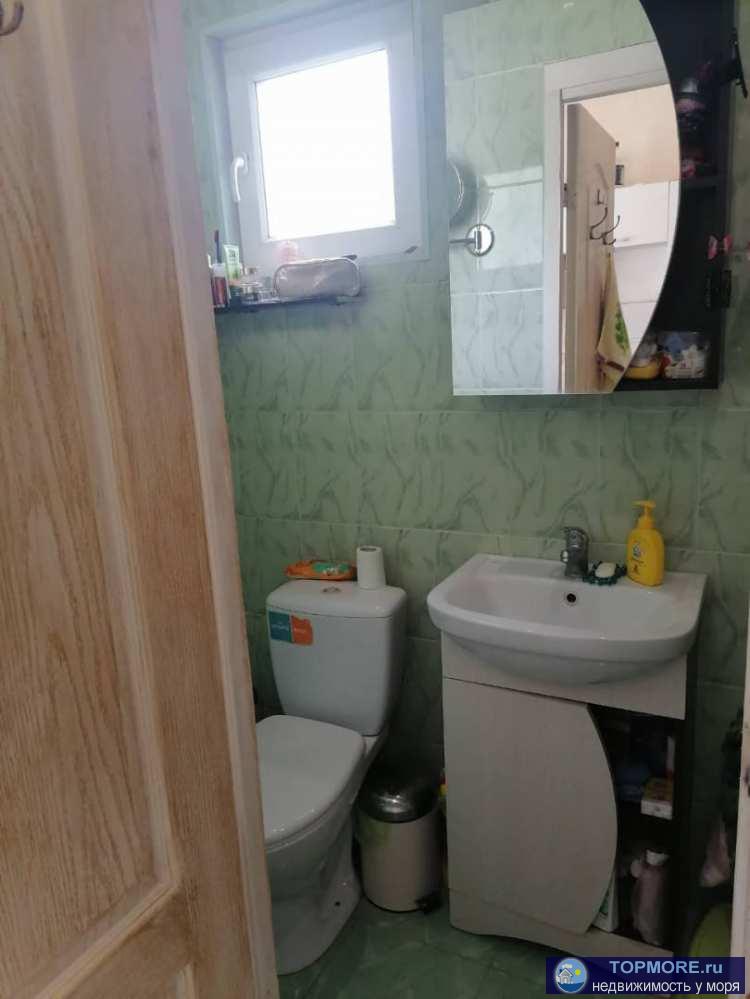 Лот № 21005. Продам двухкомнатную квартиру,Район Голубая бухта. Две изолированные комнаты (по 15 кв. м), кухня, с/у... - 1