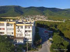 Лот № 20944. Квартира с ремонтом заходи и живи, рядом магазин...