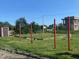 Продается участок 4сот.Залит фундамент10 на 10.Проведено...