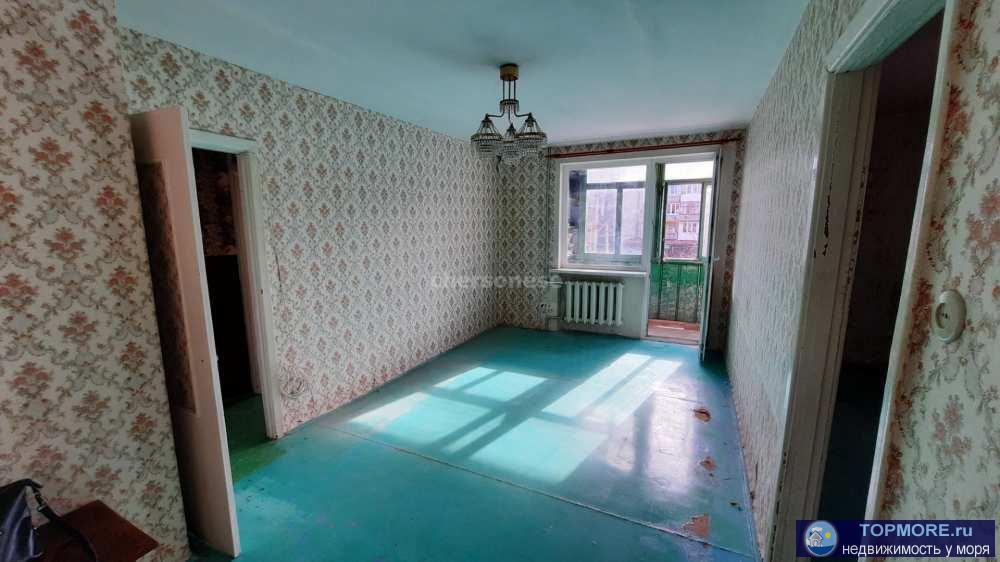 Предлагается к продаже отличная двухкомнатная квартира в морском районе города!  Дом построен из инкерманского камня... - 1