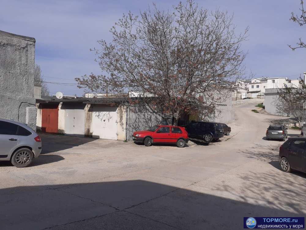 Продается капитальный железобетонный гараж в ГК "Щитовик" Землю можно приватизировать. Подходит под... - 2