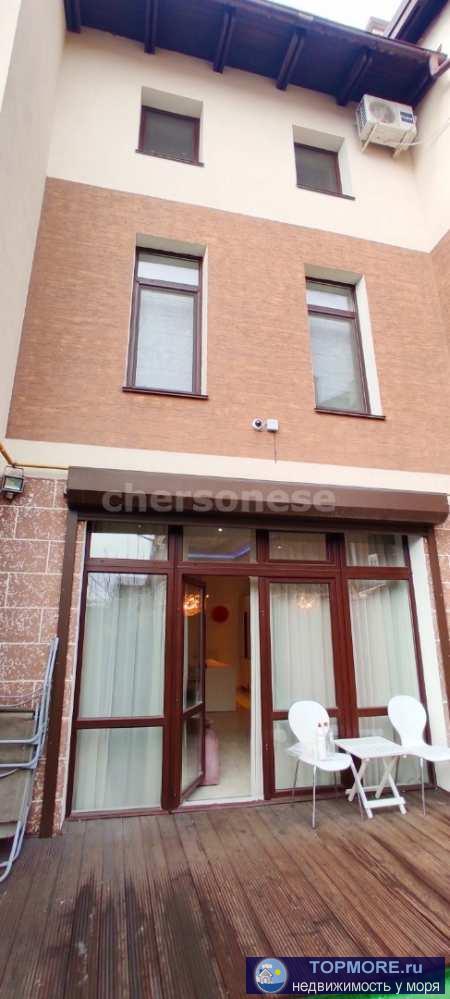 Предлагается к продаже укомплектованный двухэтажный дом. в Элитном районе города.  Состояние дома- "заезжай и... - 2