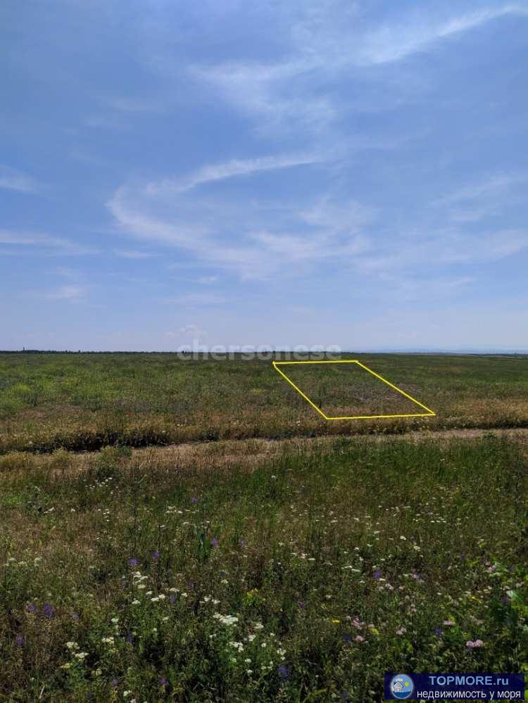 В продаже ровный и правильной формы участок рядом с морем!  По генеральному плану Бахчисарайского района Республики...