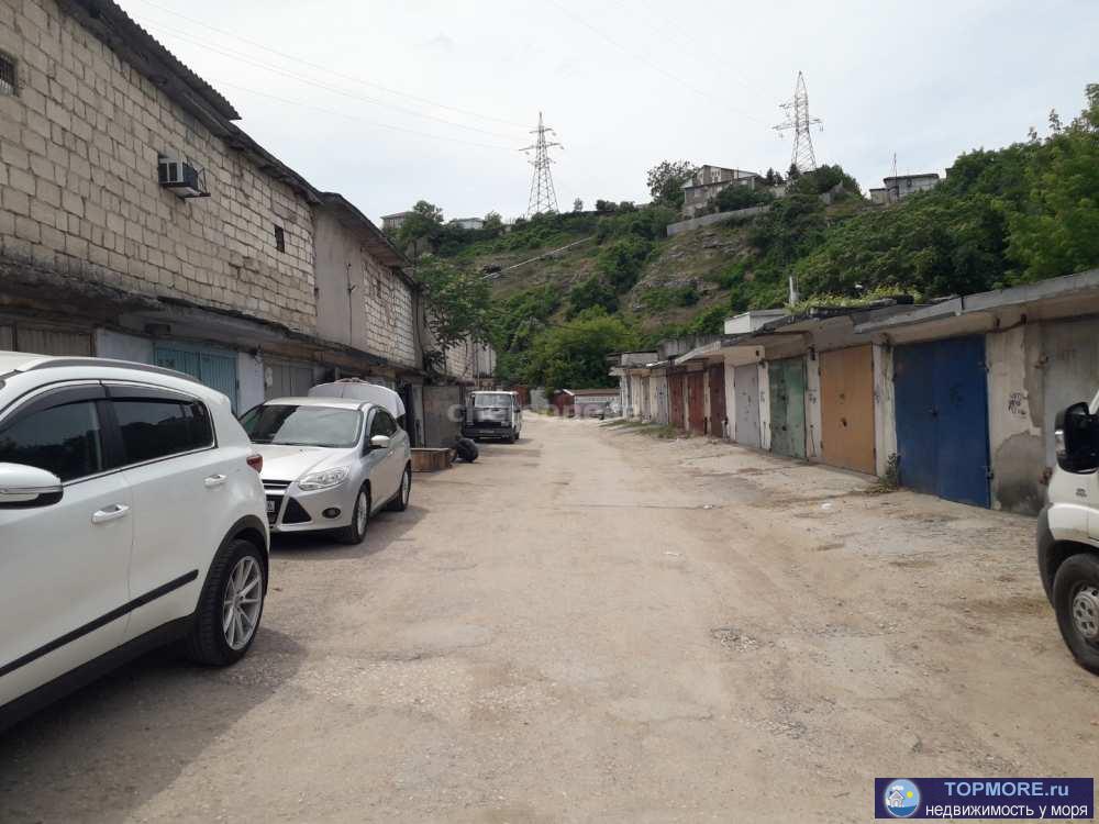 Каменный, сухой гараж с большой ямой, размер 6 м*4м, собственник. ГК Вымпел-2, район ул.Ген. Острякова, за магазином...