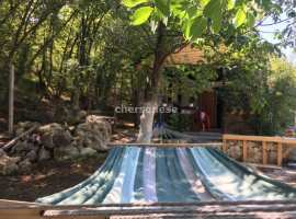 Продается участок 15 сот..На участке жилой домик 30 м2 с верандой...