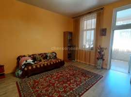 Предлагается Вашему вниманию двухкомнатная квартира 53 кв м в одном...