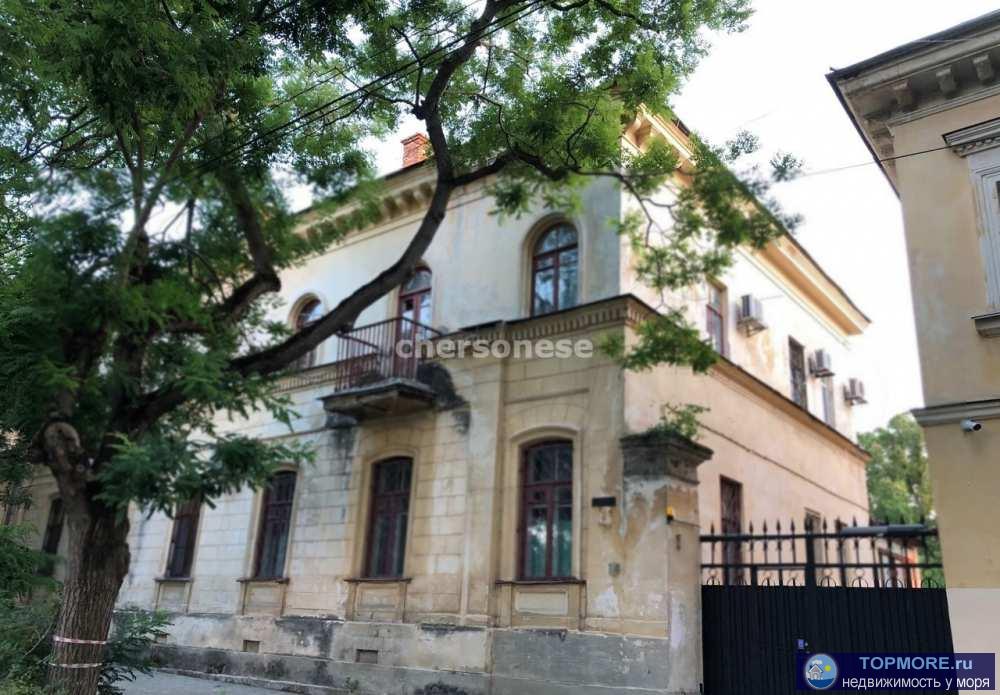 Мечтаете жить в историческом районе Севастополя? Тогда эта квартира для Вас!  Квартира находится на втором этаже... - 1