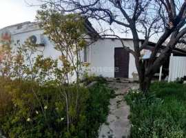 Продается часть дома 1/4 площадью 60 кв м. на участке 5 сот. ИЖС с...