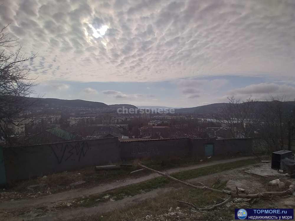 Предлагается к продаже видовой участок 3,4 сотки, ИЖС в тихом зелёном районе города. Участок расположен на...