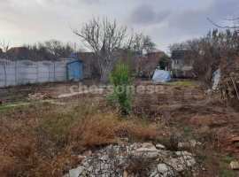 Продается дача на участке в 3.8 сотки. туалет на улице. Дом из...