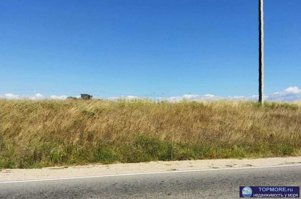 Продается участок 8,2 соток ИЖС . Ровный, электричество по границе, можно подключать. По водоснабжению пока лучше... - 2