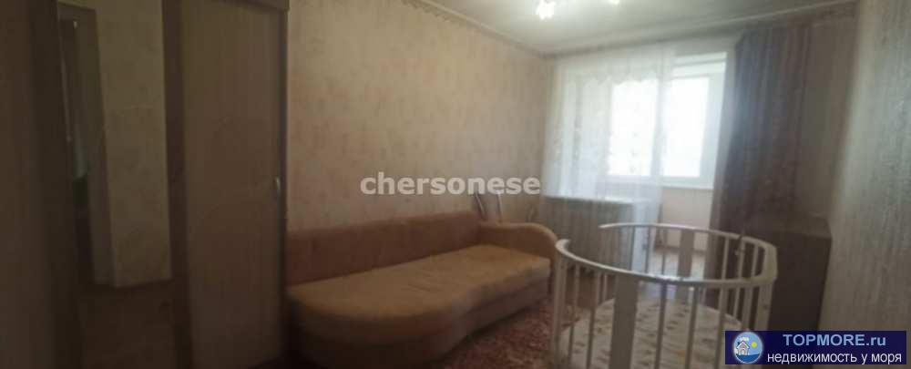 Сдаётся хорошая двухкомнатная квартира с раздельными комнатами.  Дом вдали от дороги. В квартире есть всё... - 2