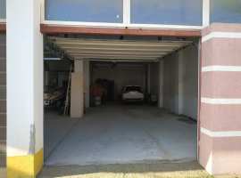 Продам машиноместо в жилом доме по ул, Парковая, д.8/24 (заезд с...