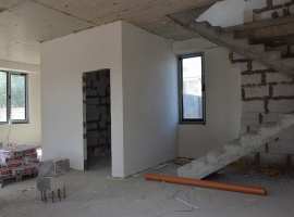 Продается новый дом 145 м2 без отделки.

Расположен дом на ул....