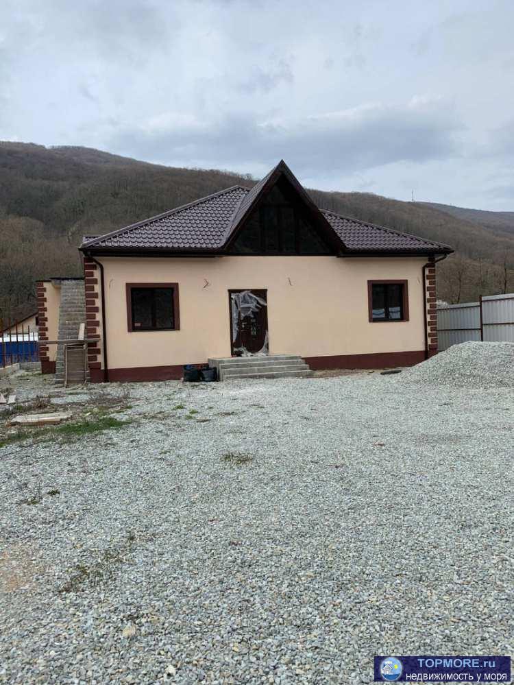 Лот № 21054. Продается дом в снт. В тихом и живописном месте около села Адербиевка.  До Геленджике менее 10 минут на...