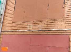 Продам 4х этажный эллинг с ремонтом, 100м2, 
р-н Карантин, ОВМСРЛОО...