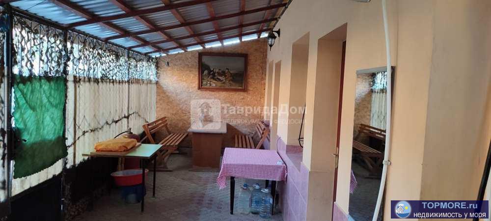 Сдам посуточно 2 номера с удобствами возле  моря, пгт. Орджоникидзе, ул. Ленина, Феодосия. Сдам 2 номера, вместимость... - 2