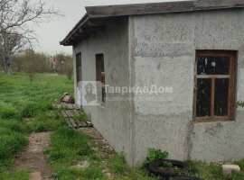 Продам дом 40 м2 (под ремонт) на участке 11.7 
соток ИЖС, пер....