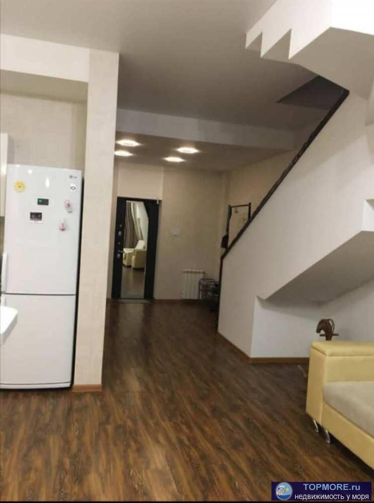 Лот № 161673. Предлагаю к продаже просторные двухуровневые апартаменты общей площадью 110 кв. м., с потрясающим видом... - 1