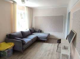 Отличная квартира с ремонтом в центре Адлера. Все остается в...