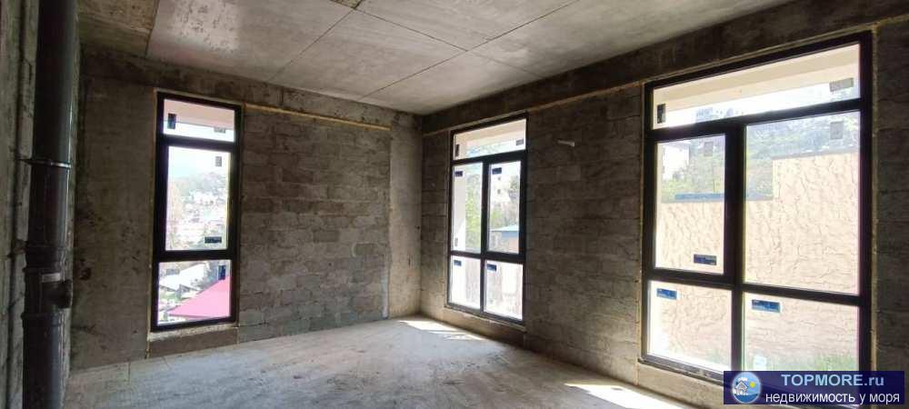 Лот № 161996. Продается квартира в жк Ландыш, район Мамайка, г. Сочи. Общая площадь - 30 м2. Черновой ремонт под...