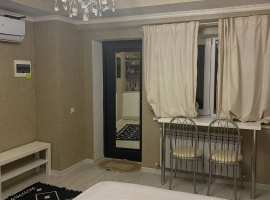 Продаётся уютная квартира на 1 этаже в четырёх этажном клубном...