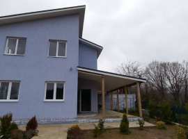 Шикарный дом для жизни и отдыха
рядом вся инфраструктура