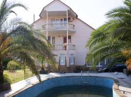 Продается замечательныйдом
S дома - 311м2
S участка - 5 соток...