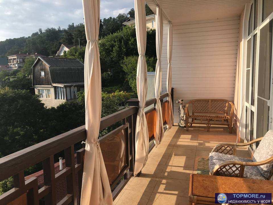 Продаю дом в мкр. Мамайка c прекрасным видом на море. Земельный участок 3,5 сотки в собственности. На 2-ом и 3-ем... - 2