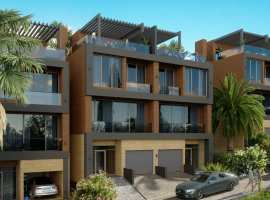 Продаю виллу в центре Сочи с видом на море. На крыше видовая...