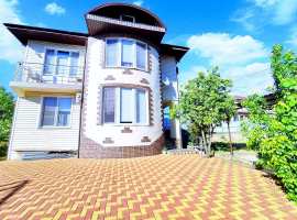 Лот № 160155. Продается просторный красивый дом в Адлере, район...