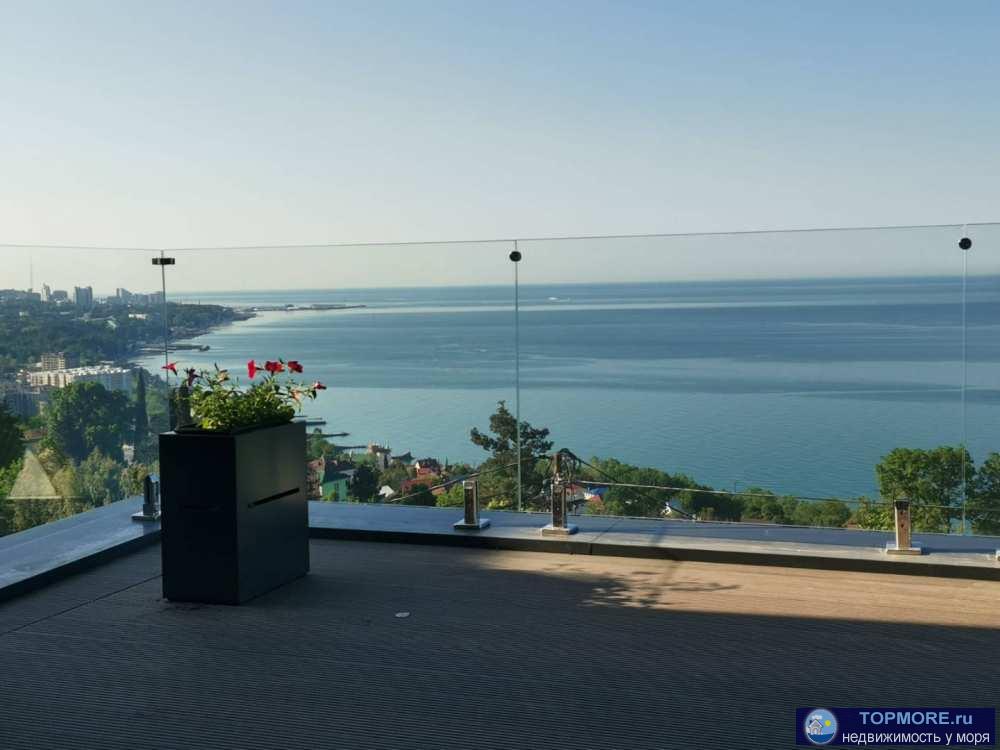 Дом расположен в Центральном районе, по ул. Ландышевая, 235м2+105м2 эксплуатируемая крыша. На первом этаже: гараж,... - 1