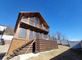 Продаётся шикарный дом в стиле Шале площадью 172 кВ мДом сделан из...