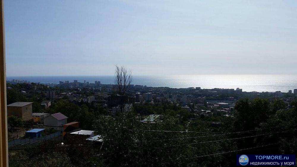 Продам 3-этажный дом площ. 154 кв. м. документы готовы, рядом есть магазины, остановка, аптека  Первый этаж:... - 1