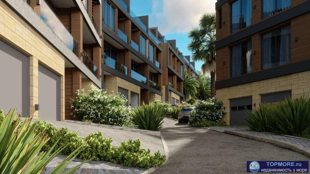 Продается шикарная вилла в центральном районе города Сочи.     Уже со 2 этажа открывается вид на море.... - 1