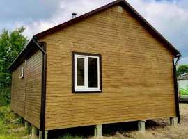 Лот № 156470. Продаётся новый дом на большом участке у моря . 20...