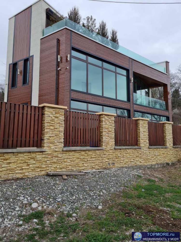 Лот № 156050. Продам коттедж, построенный в стиле хай тек в Сочи, микрорайон Хоста. Дом площадью 260 кв.м. готовый с...