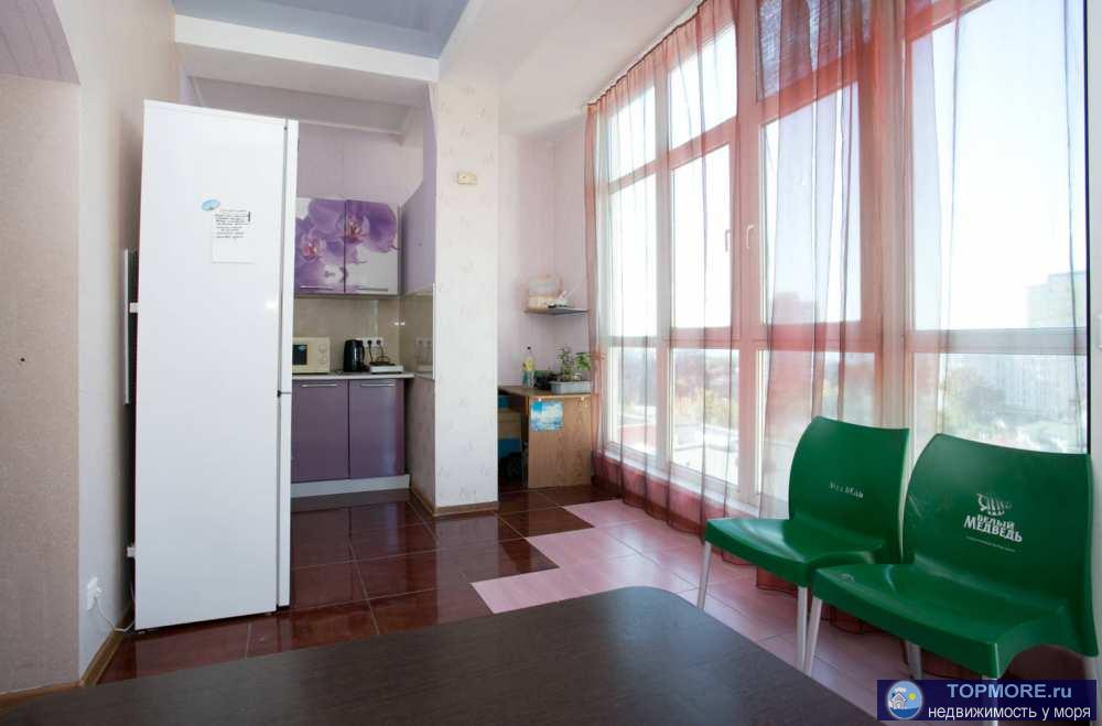 Лот № 163500. Продается просторная квартира, по цене ниже рынка!  Евродвушка, просторная кухня-гостиная с балконом, в...