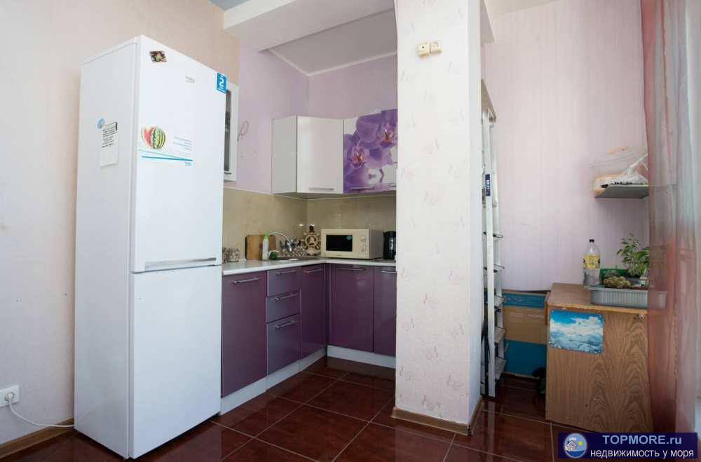 Лот № 163500. Продается просторная квартира, по цене ниже рынка!  Евродвушка, просторная кухня-гостиная с балконом, в... - 1