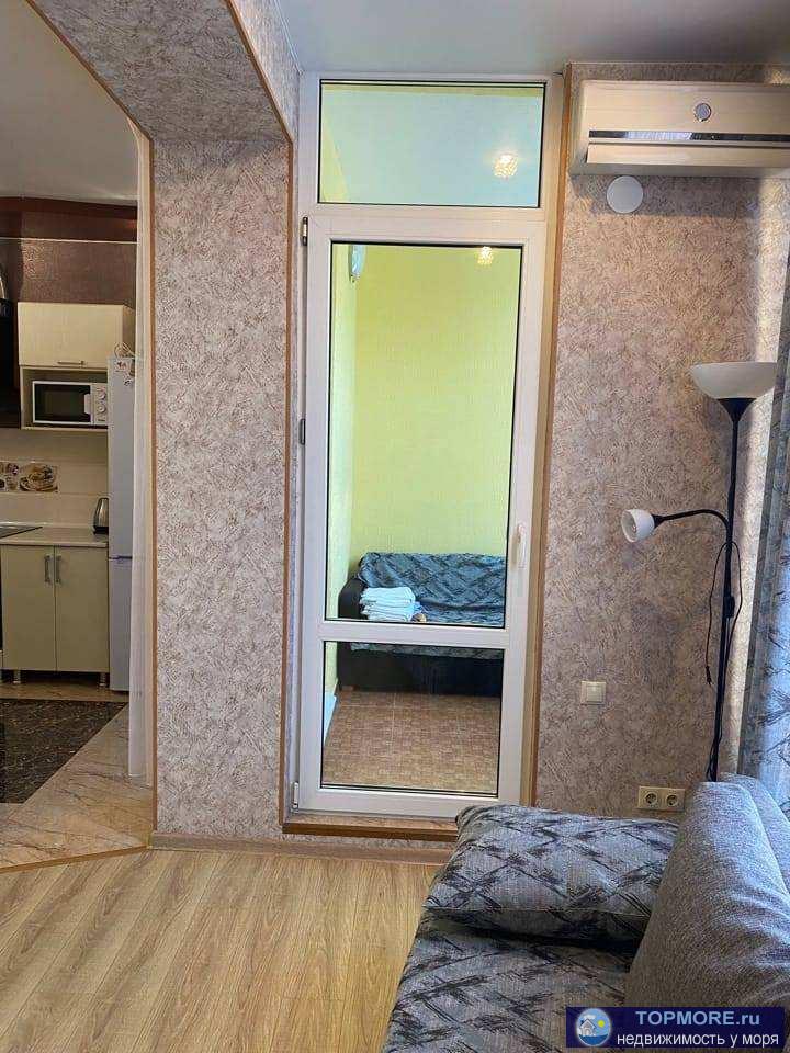 Лот № 163654. Продается просторная светлая квартира с выделенной спальней, общей площадью 42 м2, на 3 этаже/24-х... - 1