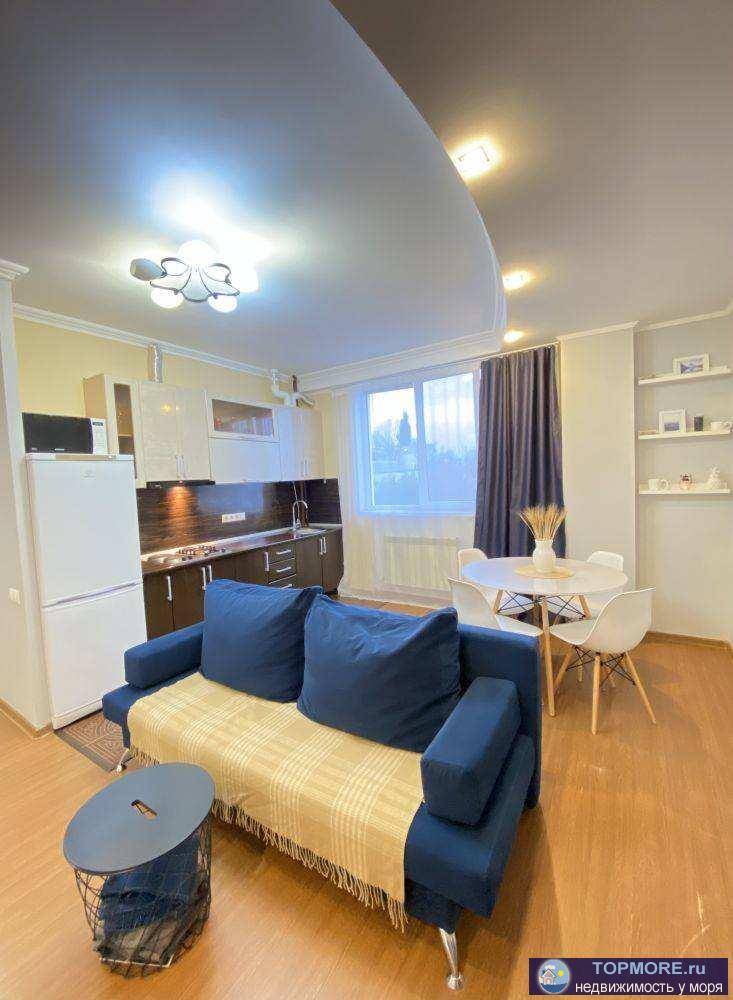 Лот № 163982. Продается дизайнерская квартира в Сочи площадью 50 м2 на Макаренко в новостройке.  Статус...