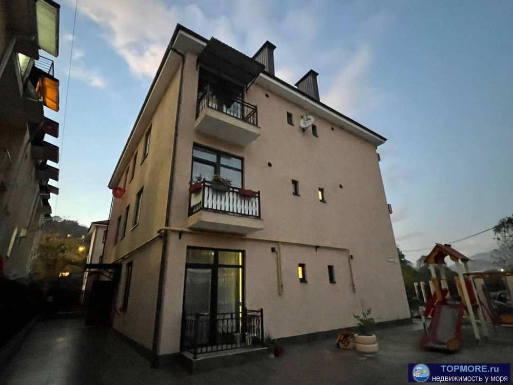 Лот № 164031. Просторная однокомнатная квартира 38 м2 (36 м2 жилые и 2 м2 балкон) в трехэтажном блочном доме.  В... - 1