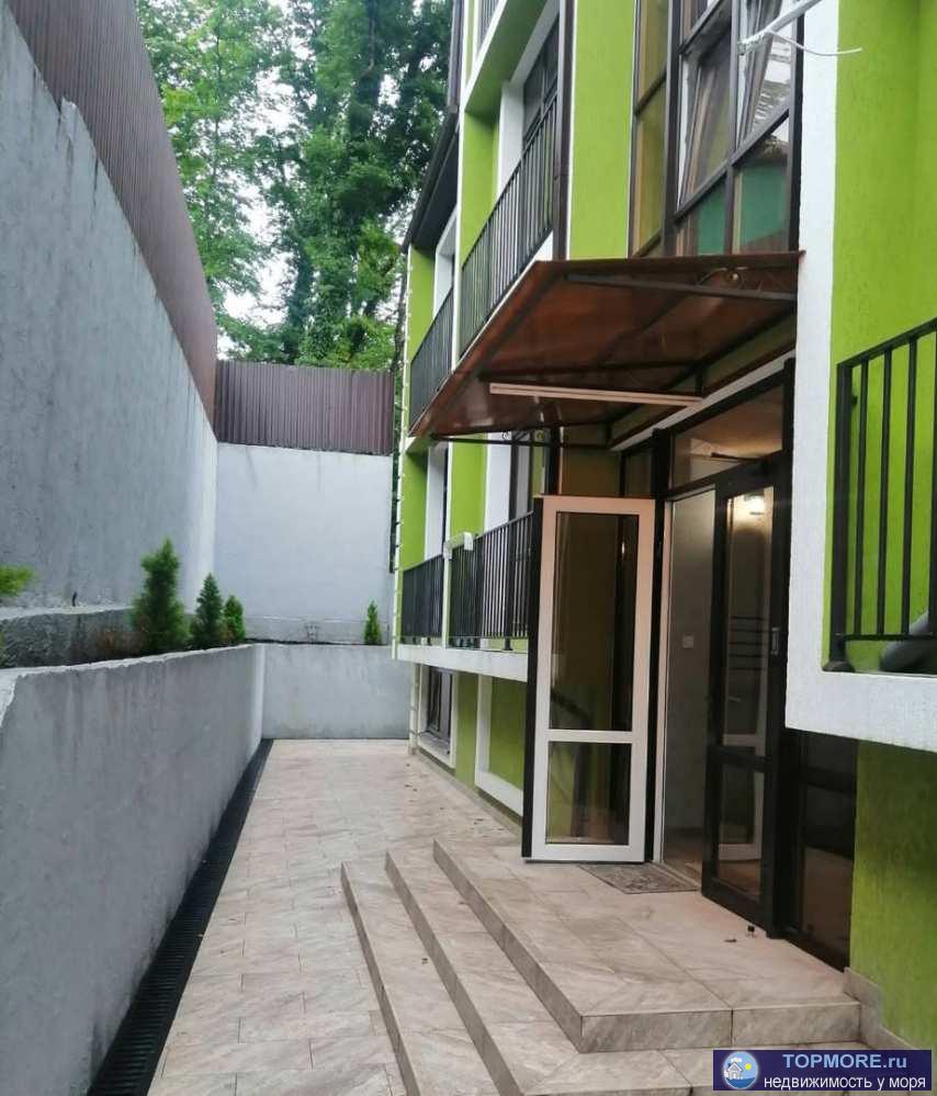 Лот № 164013. Продаётся студия в Центре Сочи .  Свежий ремонт ремонт.   Закрытая территория , видео-наблюдение, своя...