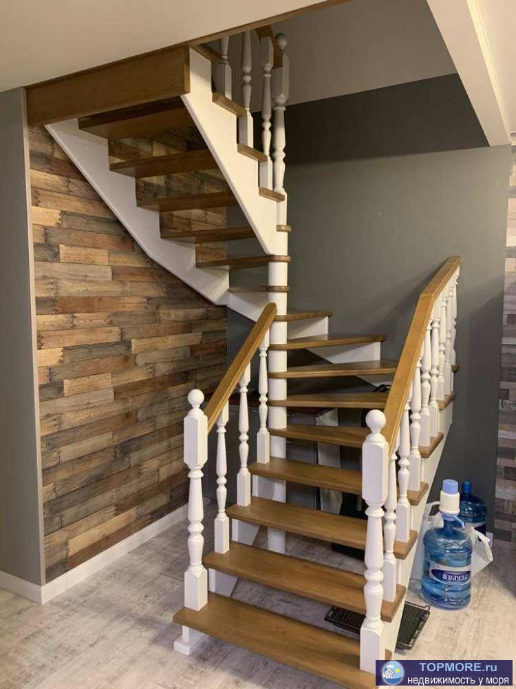 Лот № 21104. На земельном участке 5 соток в центре города расположены три дома, 45 кВ.м., 90 кВ.м. и 120 кВ.м. Разных... - 1