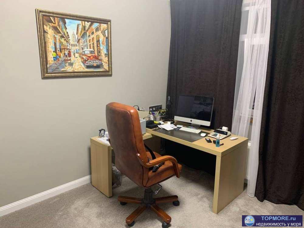 Лот № 21104. На земельном участке 5 соток в центре города расположены три дома, 45 кВ.м., 90 кВ.м. и 120 кВ.м. Разных... - 2