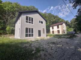 Лот № 21059. Продается дом в тихом живописном месте. Район Голубая...