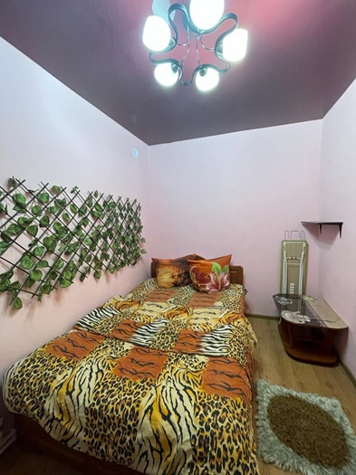 Сдается Длительно часть дома в районе Малахова Кургана. Две проходные комнатки. В одной кухня и спальное место (1/5...