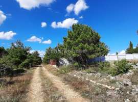 Продается участок крайний около соснового леса в СТ Лазурь.
Участок...