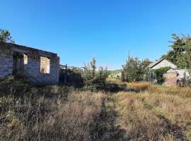 Продается ровный участок с красивым видом на Золотую Балку площадью...